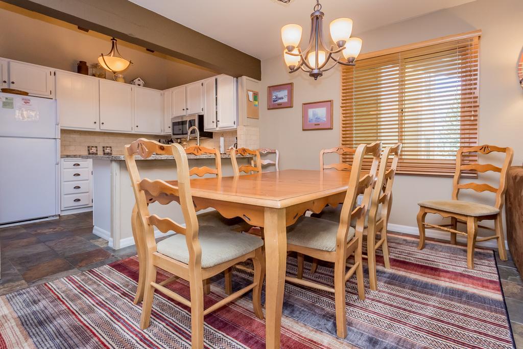 ماموث لاكيس Mammoth Creek Condos المظهر الخارجي الصورة